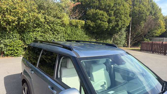 Hyundai SANTA FE 1.6 TGDi Plug-in Hybrid Ultimate 5dr 4WD Auto Estate - Image 30